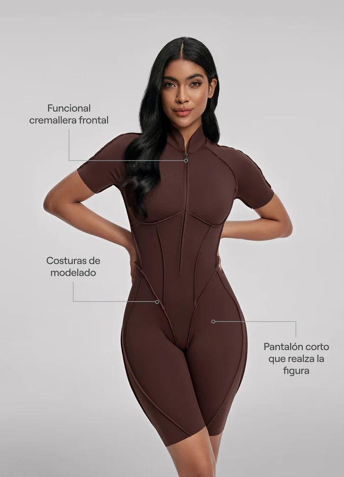 Catsuit con Espalda Cerrada Shorts